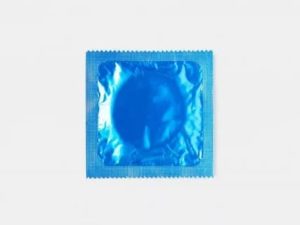 Половой акт с проституткой и порванный презерватив