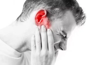 Ноющая боль вокруг уха